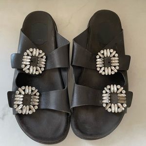 Roger Vivier
Slidy Viv Strass Leather Slides size 40